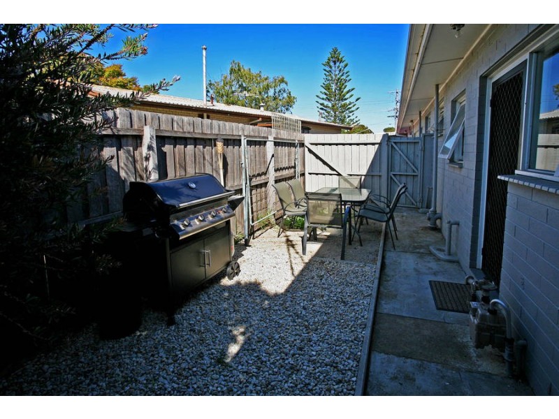 3/10 Norwood Street, Herne Hill VIC 3218