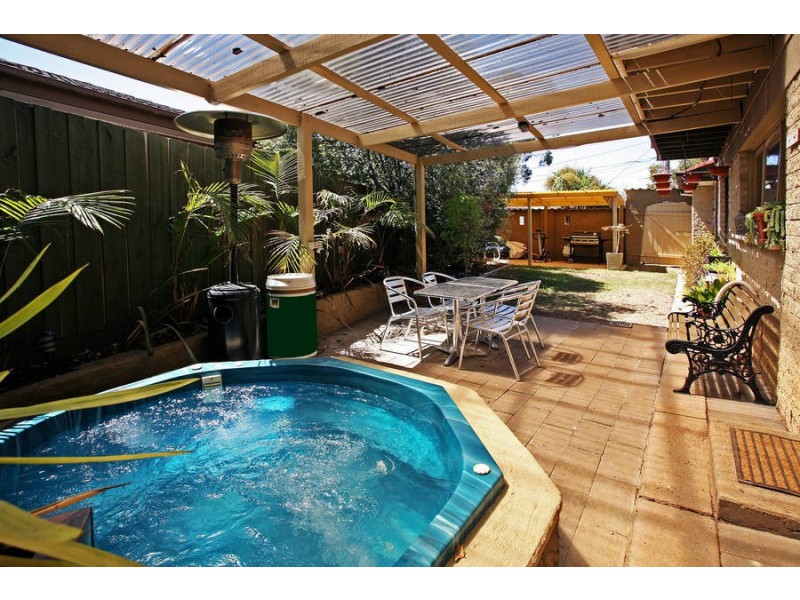 5 Polwarth Crescent, Belmont VIC 3216
