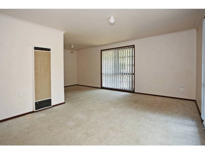 33 Birkenhead Drive, Grovedale VIC 3216