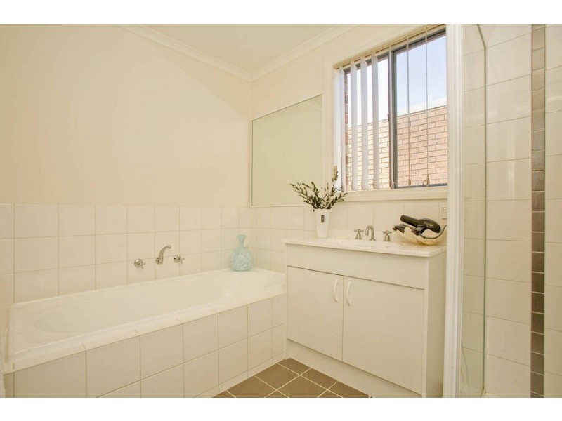 2/59 McClelland Street, Bell Park VIC 3215