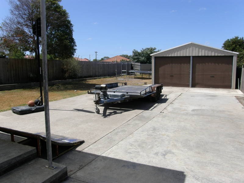 37 Breakwater Road, East Geelong VIC 3219