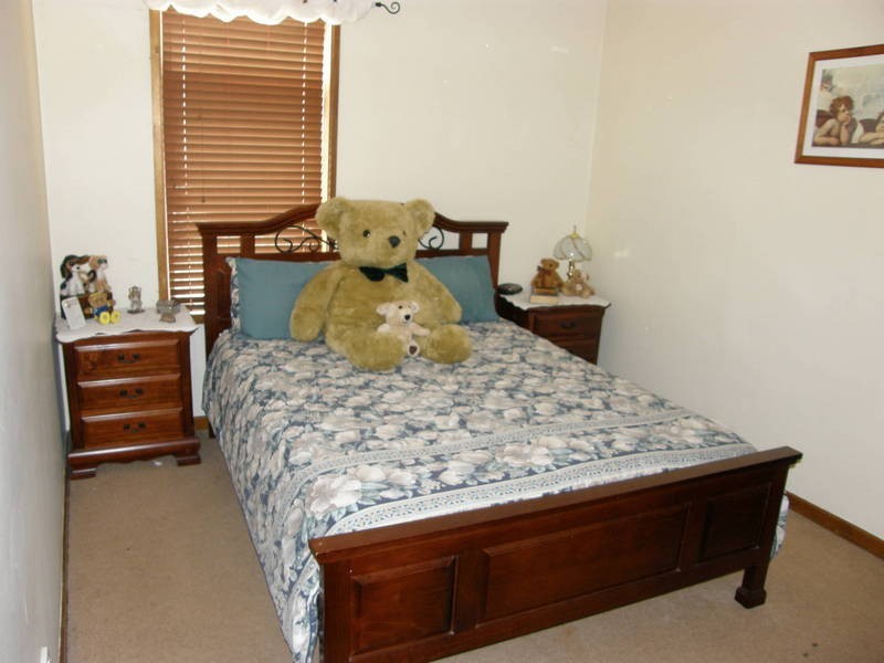 37 Breakwater Road, East Geelong VIC 3219