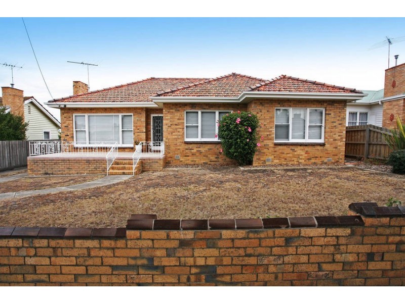 12 Bellarine Highway, Newcomb VIC 3219