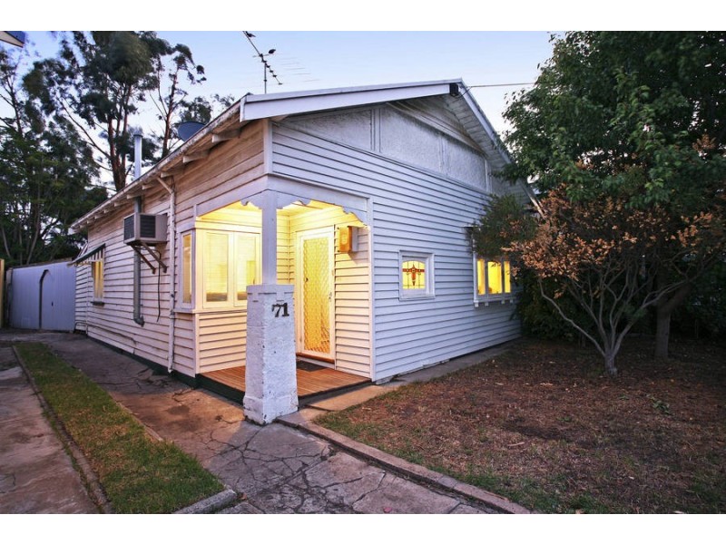 71 Waratah Street, Geelong West VIC 3218
