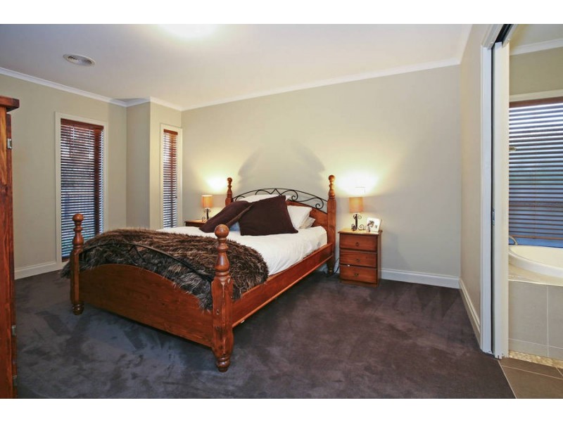 17 Parkway Place, Clifton Springs VIC 3222