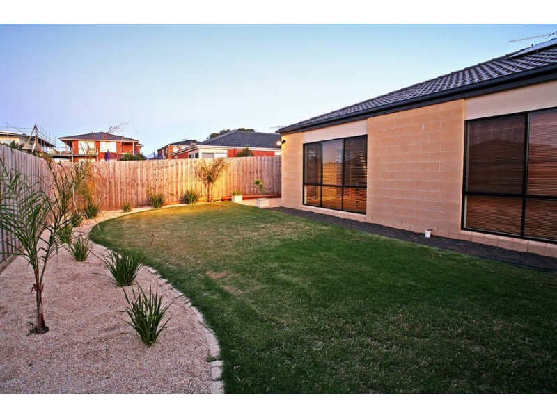 17 Parkway Place, Clifton Springs VIC 3222