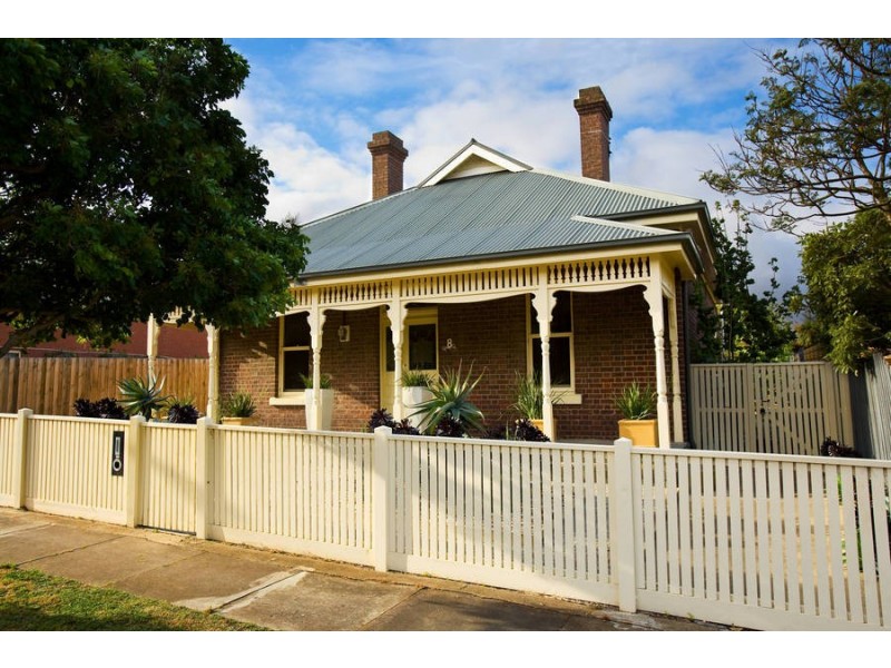8 Elderslie Terrace, Newtown VIC 3220