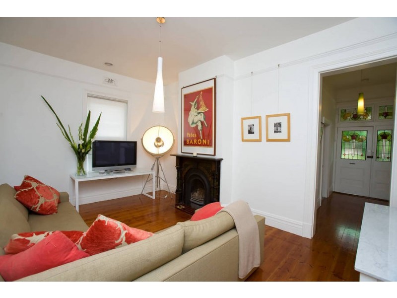 8 Elderslie Terrace, Newtown VIC 3220