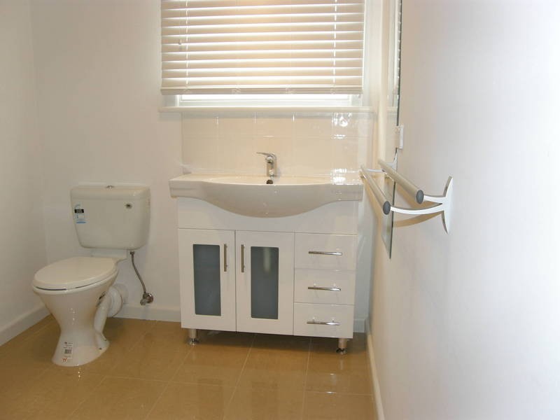 2/4 – 6 Quamby Avenue, Hamlyn Heights VIC 3215