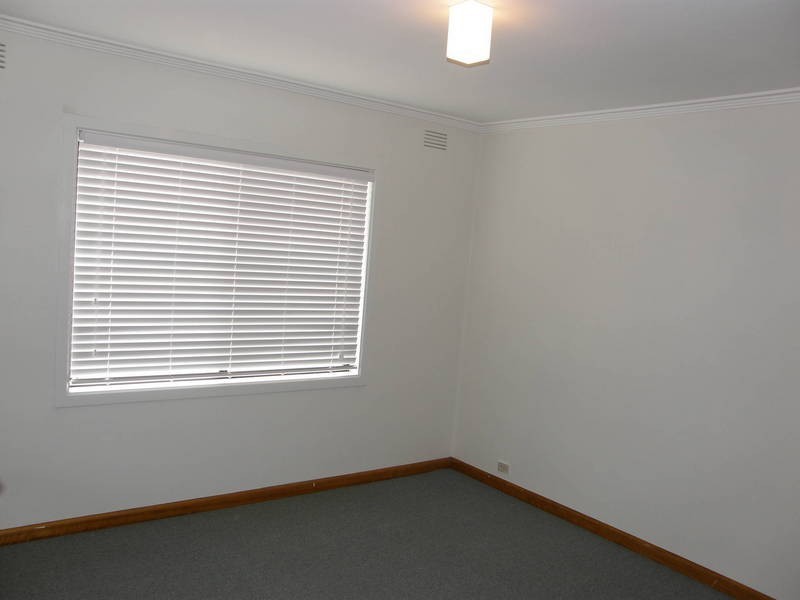 2/4 – 6 Quamby Avenue, Hamlyn Heights VIC 3215