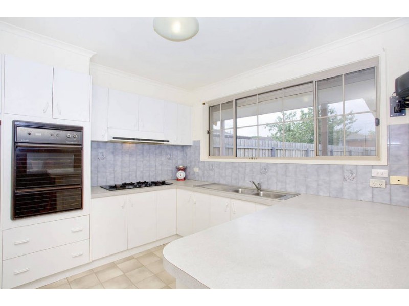 30 Ashleigh Crescent, Bell Park VIC 3215
