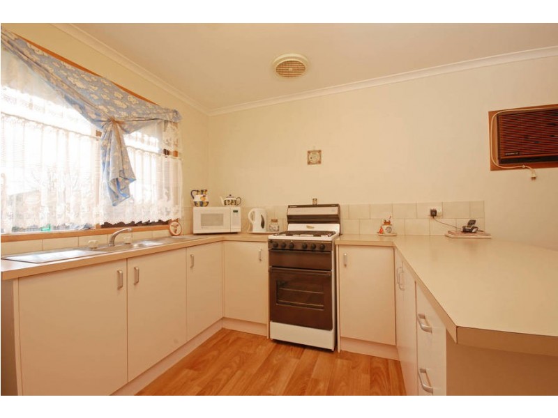 73 Benjamin Drive, Lara VIC 3212