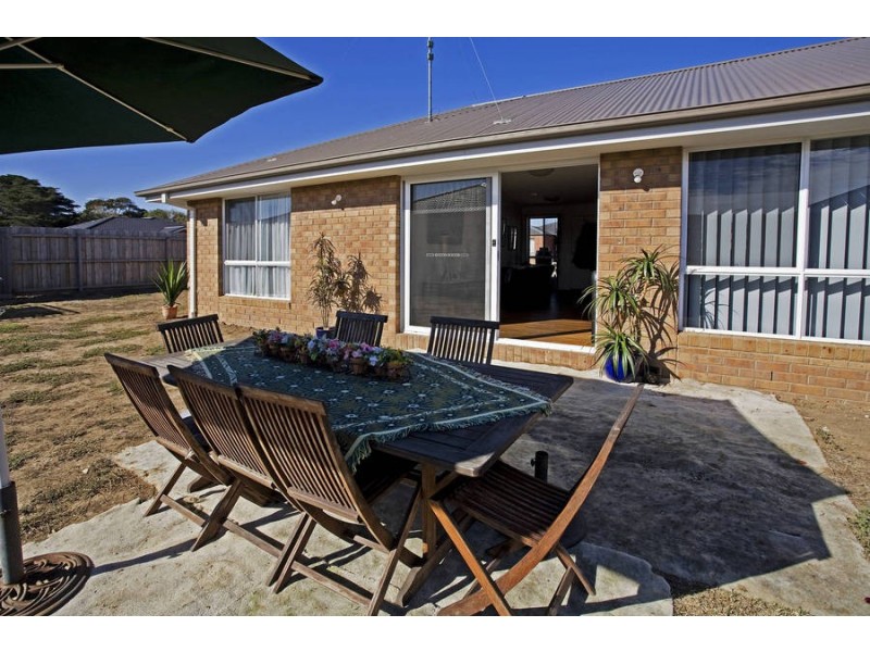 3-5 Ellesby Court, Grovedale VIC 3216