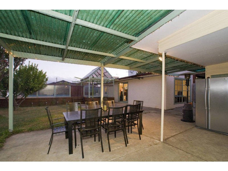 26 Swinburne Street, Rippleside VIC 3215