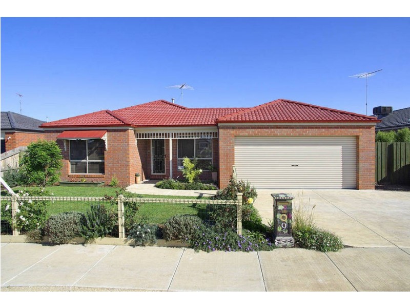 9 McCubbin Court, Corio VIC 3214