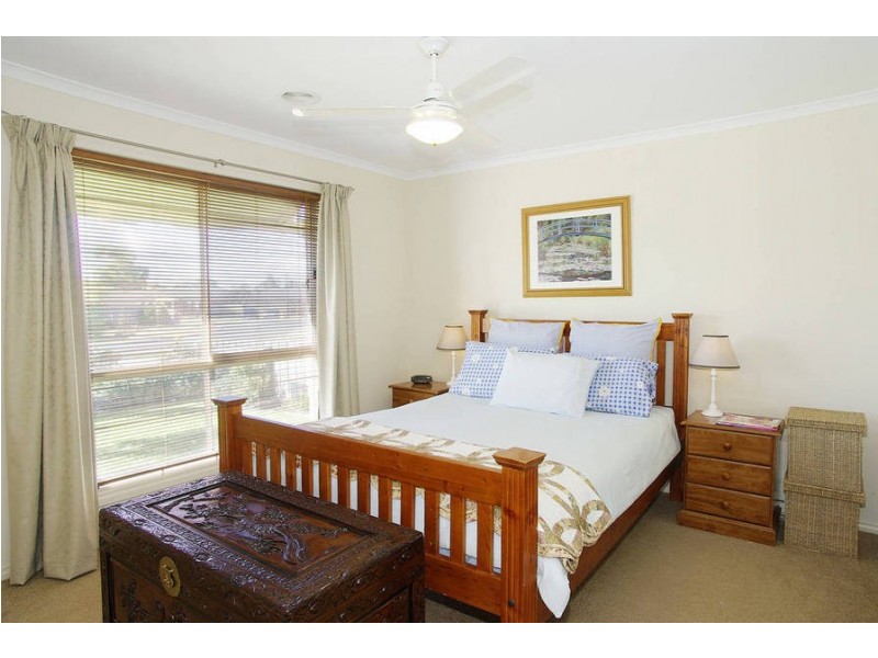 9 McCubbin Court, Corio VIC 3214