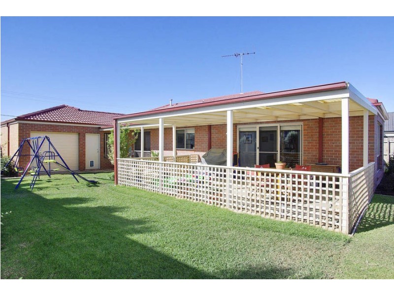 9 McCubbin Court, Corio VIC 3214