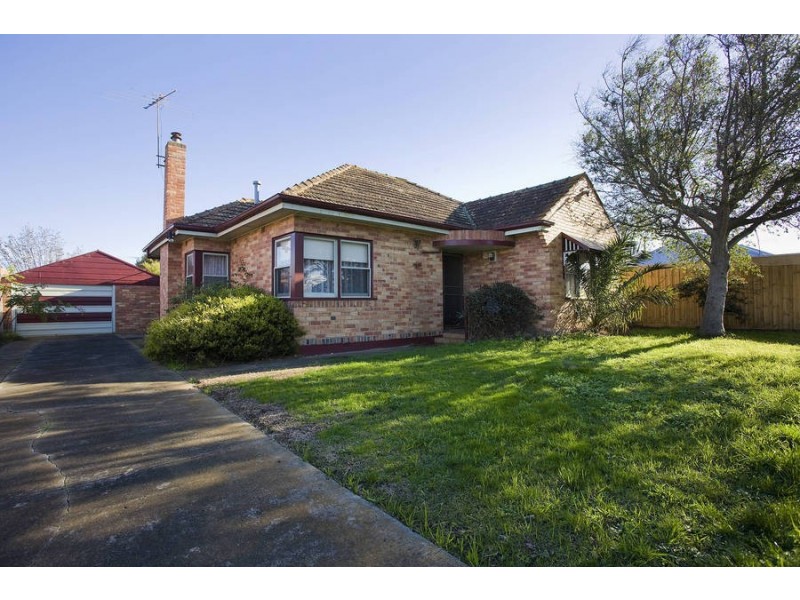 2 Helen Street, East Geelong VIC 3219