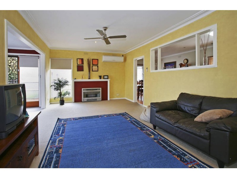 39 Truscott Street, Whittington VIC 3219