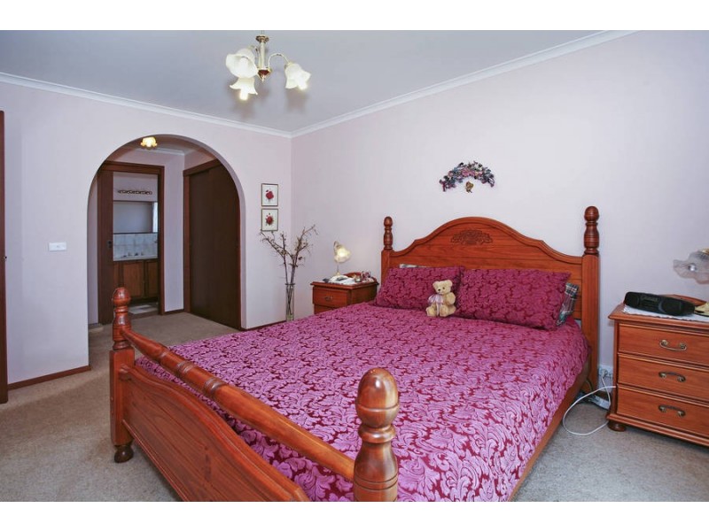 13 Rebecca Drive, Leopold VIC 3224