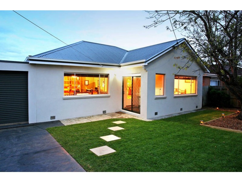 7 Acacia Street, Hamlyn Heights VIC 3215