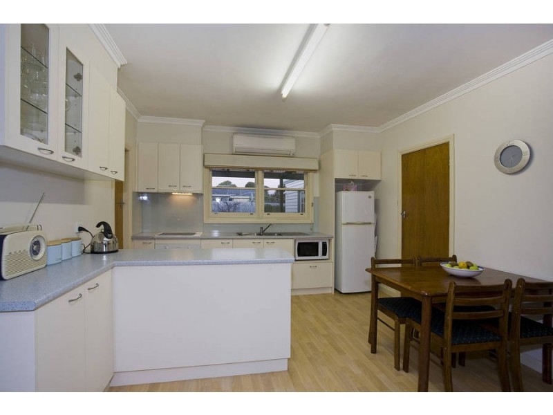 17 Glengarwyn Road, Leopold VIC 3224