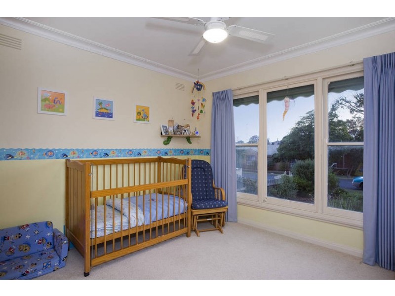 17 Glengarwyn Road, Leopold VIC 3224