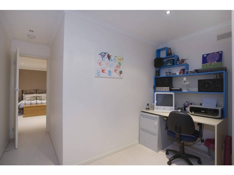 17 Glengarwyn Road, Leopold VIC 3224