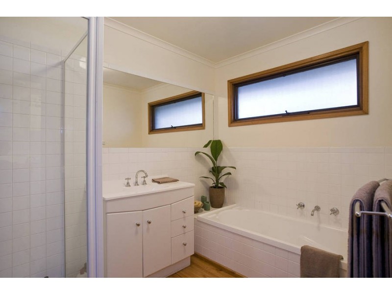 37 Anzac Avenue, Leopold VIC 3224