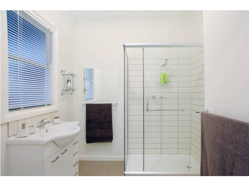 28 Robin Avenue, Norlane VIC 3214