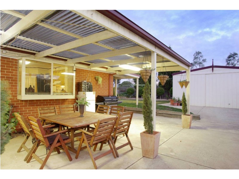 11 O’Dwyer Court, Lovely Banks VIC 3221