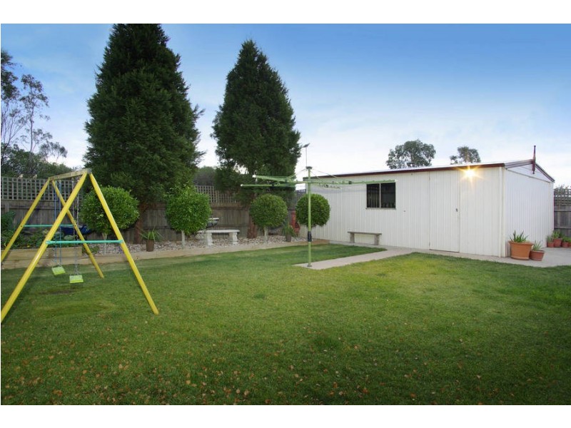 11 O’Dwyer Court, Lovely Banks VIC 3221