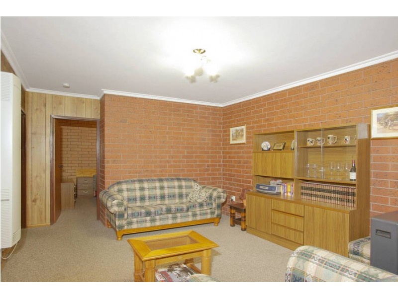 4/8 Heytesbury St, Herne Hill VIC 3218