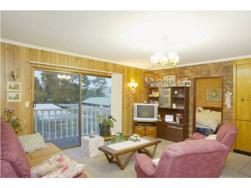 8/8 Heytesbury St, Herne Hill VIC 3218