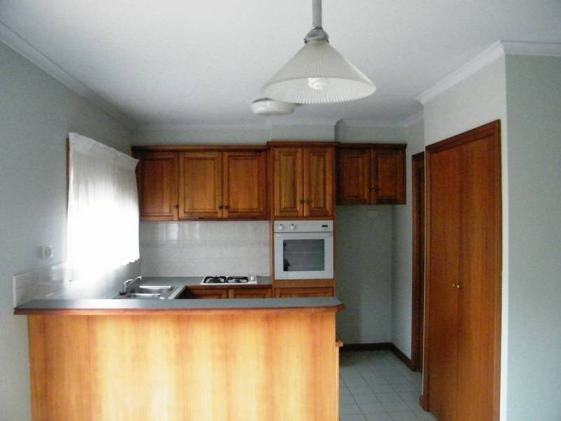 2/91 Aphrasia Street, Newtown VIC 3220