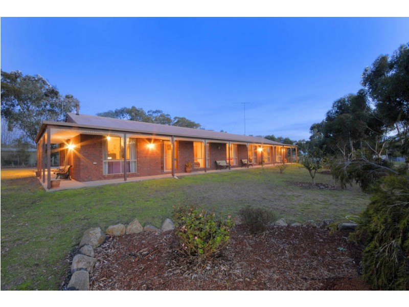 27 Native Hut Drive, Teesdale VIC 3328