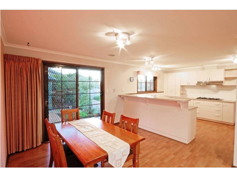 24 Tettenhall Ridge, Belmont VIC 3216