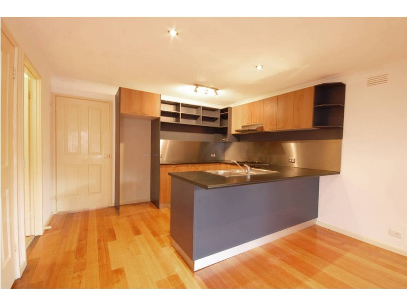 6 Apaloosa Court, Belmont VIC 3216