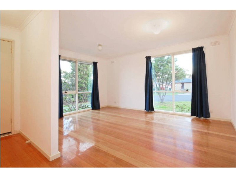 6 Apaloosa Court, Belmont VIC 3216