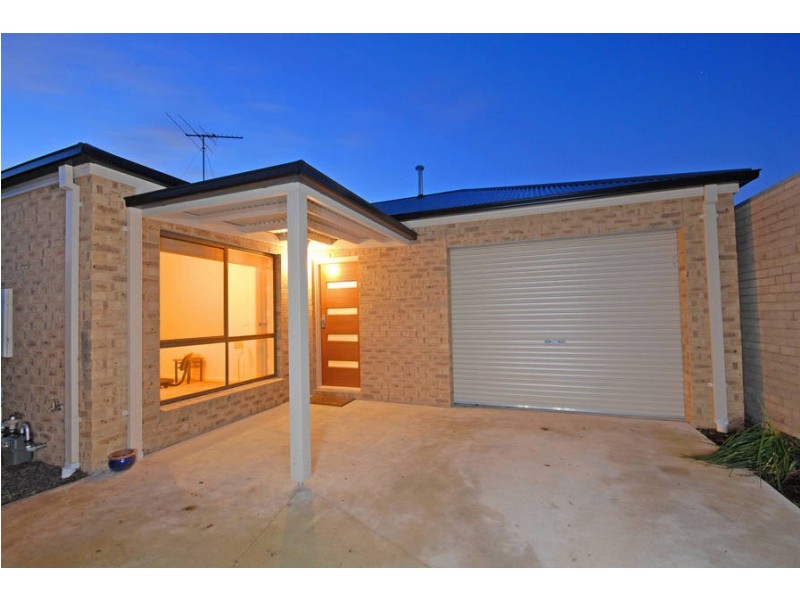2/8 Elsie Street, Bell Park VIC 3215