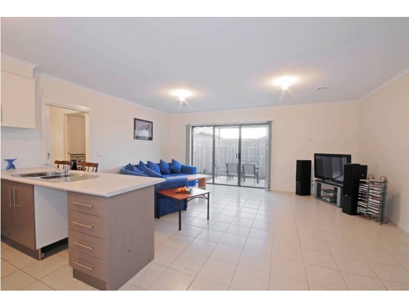 2/8 Elsie Street, Bell Park VIC 3215