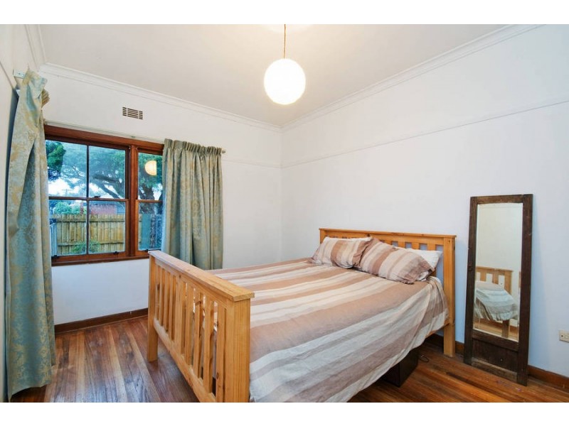 26 McNeill Avenue, East Geelong VIC 3219