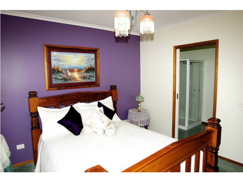 77 Cloverdale Drive, Corio VIC 3214