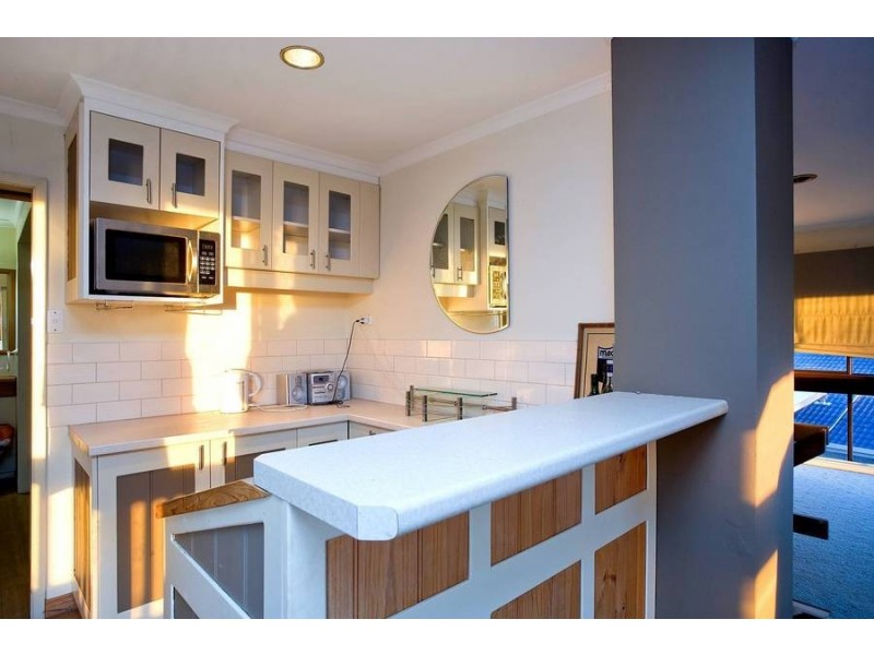 12 Glengarwyn Road, Leopold VIC 3224