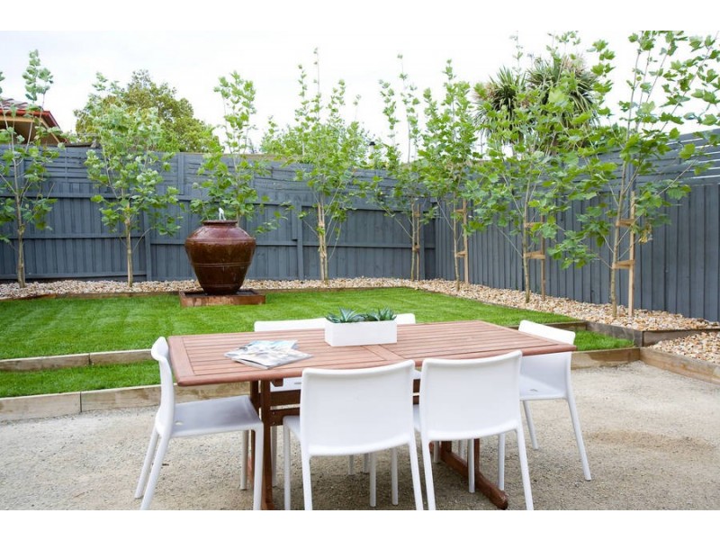 8 Elderslie Terrace, Newtown VIC 3220