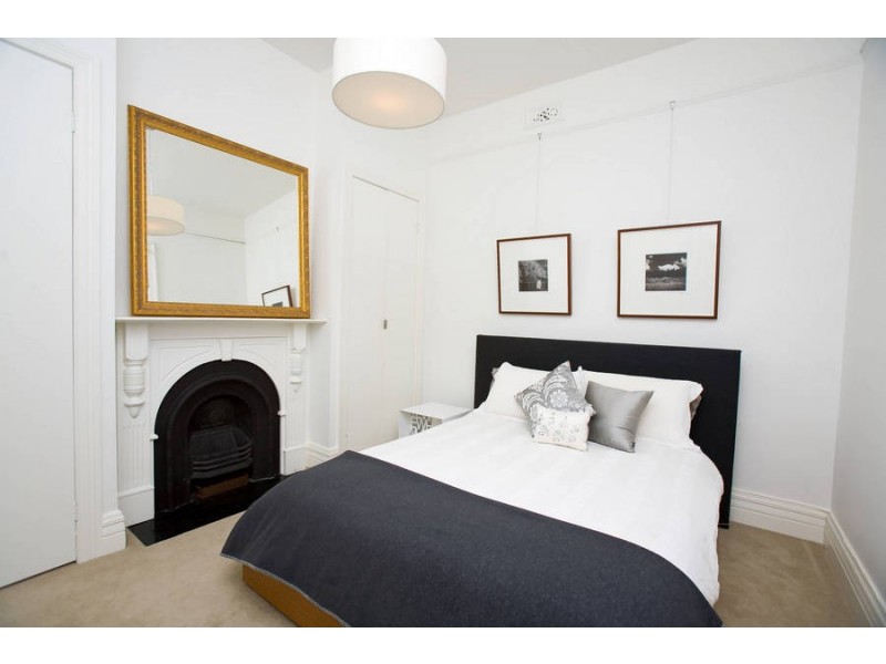 8 Elderslie Terrace, Newtown VIC 3220