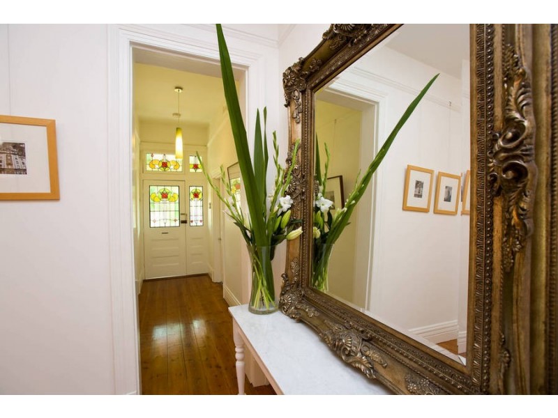 8 Elderslie Terrace, Newtown VIC 3220