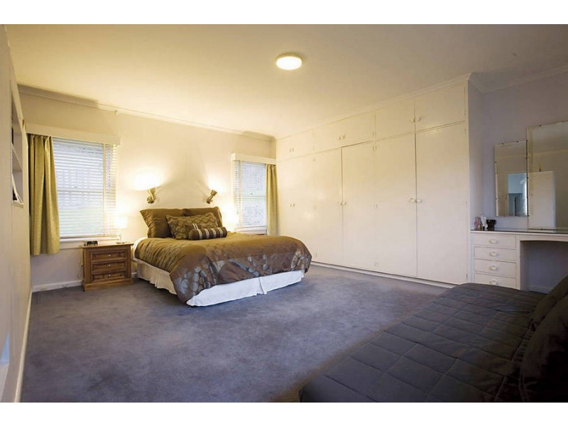 35-37 South Valley Road, Highton VIC 3216