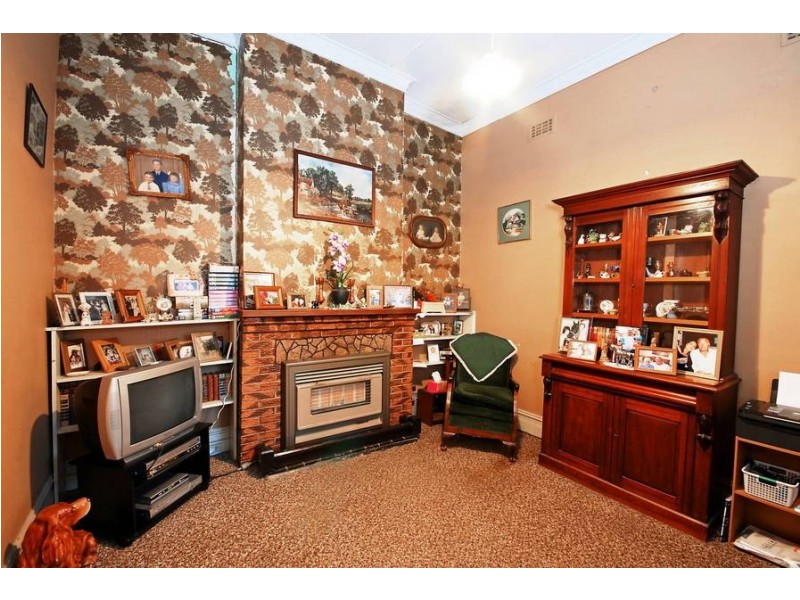 15 Fairview Avenue, Newtown VIC 3220