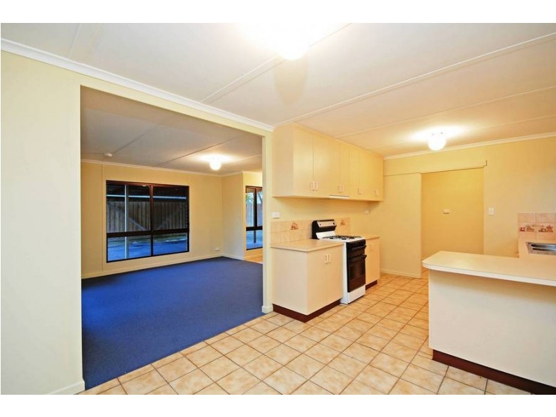 34 Orbit Drive, Whittington VIC 3219